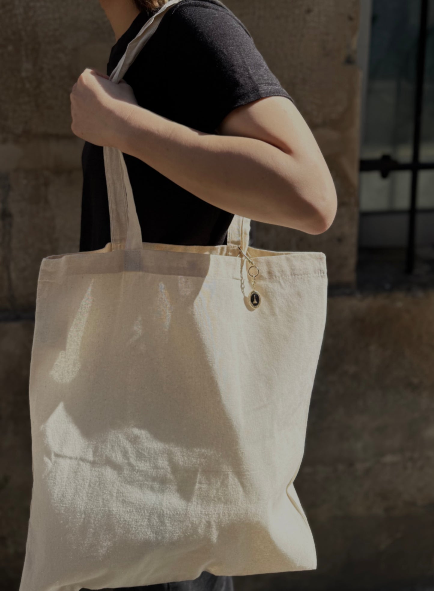 Charme Efelle