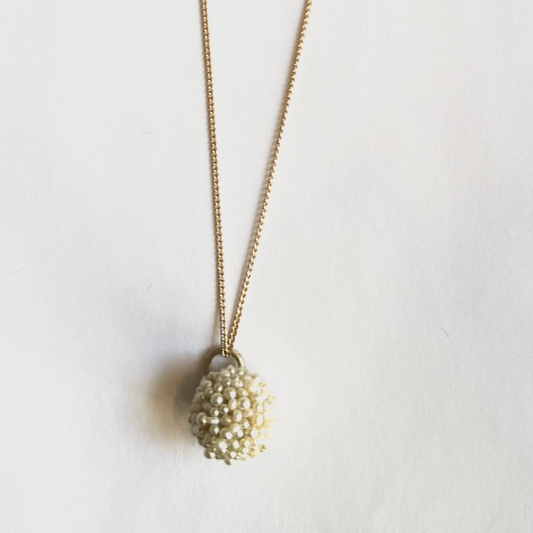 Collier Snow
